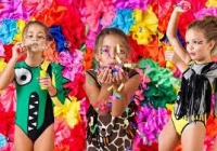Dicas para pais curtirem sem receio o carnaval com filhos pequenos.