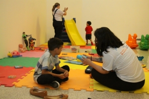 Como manter a rotina de crianças com autismo durante a quarentena